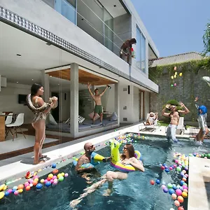  Villa 4br Minggu - Minggu